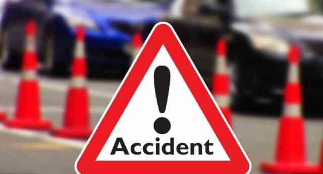 accidents highway hig hway road crash uttara road accident উত্তরা রোড দুর্ঘটনা এক্সিডেন্ট দুর্ঘটনা রোড সড়ক মহাসড়ক যানজট রাস্তা বাস গাড়ি সড়ক Accident road bus gridlock Study in India comp Road Accident