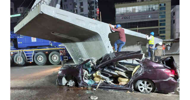 accidents highway hig hway road crash uttara road accident উত্তরা রোড দুর্ঘটনা এক্সিডেন্ট দুর্ঘটনা রোড সড়ক মহাসড়ক যানজট রাস্তা বাস গাড়ি সড়ক Accident road bus gridlock Study in India comp Road Accident