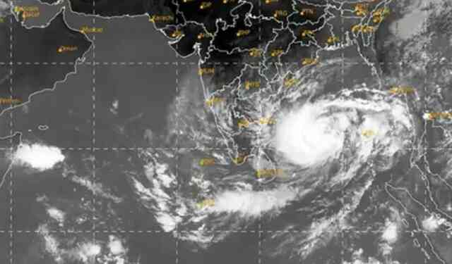 মাইক mike microphone CYCLONE MOCHA ghurnijhor সাইক্লোন ঘূর্ণিঝড় মোখা টর্নেডো Natural disaster প্রাকৃতিক দুর্যোগ Cyclone Storm winds wind atmosphere natural environment heavy fall rain snow hail violent outbreak thunder lightning unaccompanied Disaster বজ্র ঘূর্ণিঝড় কালবৈশাখী ঝড় শিলাবৃষ্টি তীব্র বজ্রপাত দুর্যোগ আবহাওয়ায় বিদ্যুৎচমক তুষারপাত বায়ুপ্রবাহ দাবানল বৃষ্টি Sign Sanket Signal fishing catch fish Boat ship ark skiff davit craft smack yawl scow vessel cox bazar sea beach sent martin launch ticket cabin crew Bay of Bengal Cheradip সিগন্যাল ঘূর্ণিঝড় হুঁশিয়ারি সংকেত জাহাজ তরণী সিন্দুক নৌকা জেলে নৌকা নিষিদ্ধ কারেন্ট জাল জালিয়া খাল বিল নদী নালা জাহাজ সমুদ্র সৈকত যাত্রী জলযান সাগর বঙ্গোপসাগর জাহাজ পর্যটন বান্দরবান trawler bandarban tourism recreation venues resorts ship china war launch sea যুদ্ধ জাহাজ মংলা মোংলা পায়রা সমূদ্রবন্দর sign cycloneটর্নেডো Natural disaster প্রাকৃতিক দুর্যোগ Cyclone Storm winds wind atmosphere natural environment heavy fall rain snow hail violent outbreak thunder lightning unaccompanied Disaster বজ্র ঘূর্ণিঝড় কালবৈশাখী ঝড় শিলাবৃষ্টি তীব্র বজ্রপাত দুর্যোগ আবহাওয়ায় বিদ্যুৎচমক তুষারপাত বায়ুপ্রবাহ দাবানল বৃষ্টি Sign Sanket Signal fishing catch fish Boat ship ark skiff davit craft smack yawl scow vessel cox bazar sea beach sent martin launch ticket cabin crew Bay of Bengal Cheradip সিগন্যাল ঘূর্ণিঝড় হুঁশিয়ারি সংকেত জাহাজ তরণী সিন্দুক নৌকা জেলে নৌকা নিষিদ্ধ কারেন্ট জাল জালিয়া খাল বিল নদী নালা জাহাজ সমুদ্র সৈকত যাত্রী জলযান সাগর বঙ্গোপসাগর জাহাজ পর্যটন বান্দরবান trawler bandarban tourism recreation venues resorts ship china war launch sea যুদ্ধ জাহাজ মংলা মোংলা পায়রা সমূদ্রবন্দর sign cyclone বজ্রপাত micking ঘূর্ণিঝড় মোখা মাইকিং