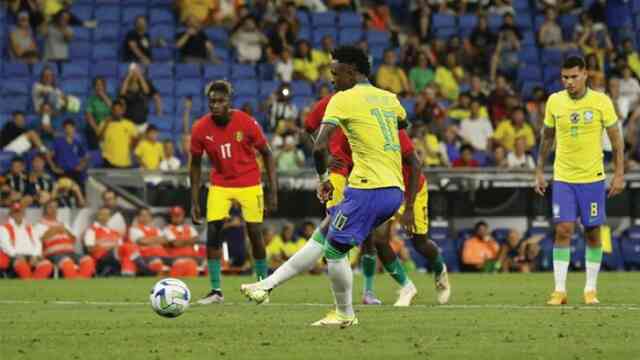 Brazil national football team Neymar da Silva Santos ব্রাজিল জাতীয় ফুটবল দল নেইমার দ্য সিলভা সান্তোস পতাকা flag ব্রাজিল
