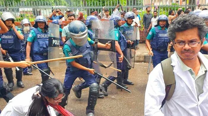 চিকিৎসকরা চিকিৎসক shabag Shahbagh Shahbag Blockade শাহবাগ অবরোধ প্রতিবন্ধ আটক কারাগার আবরণ পরিবেষ্টন ঘেরাও Shahbagh শাহবাগ রাজনীতি Dhaka Metropolitan Police dmp ঢাকা মেট্রোপলিটন পুলিশ ডিএমপি রোড accident rash road যানজট রাস্তা ঢাকা মেট্রোপলিটন পুলিশ ডিএমপি dhaka তল্লাশিচৌকি ঢাকা বিএনপির গাবতলী ঢাকামুখী বাস যানবাহন তল্লাশি পুলিশ ঢাকা প্রবেশমুখ Bangladesh Police বাংলাদেশ পুলিশ নয়াপল্টন রোড accident rash road যানজট রাস্তা ঢাকা মেট্রোপলিটন পুলিশ ডিএমপি police vigilant পুলিশ অভিযান মোতায়েন bnp বিএনপি মহাসচিব মির্জা ফখরুল ইসলাম আলমগীর Bangladesh Nationalist Party BNP ‎বাংলাদেশ জাতীয়তাবাদী দল বিএনপি বিএনপি গণসমাবেশ Bangladesh Nationalist Party BNP Mirza Fakhrul Islam Alamgir বিএনপি মহাসচিব মির্জা ফখরুল ইসলাম আলমগীর police