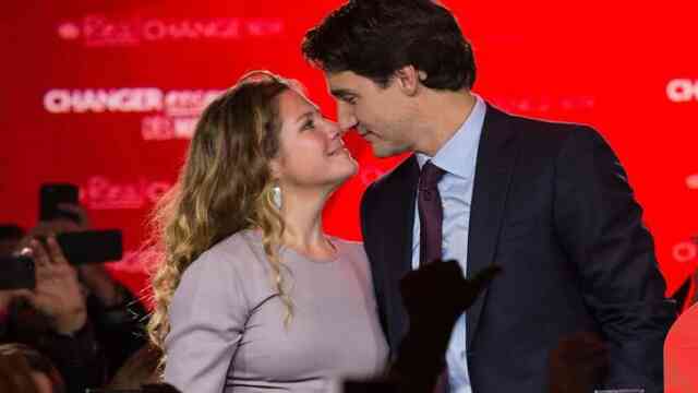 Justin Trudeau Prime Minister of Canada Justin Pierre James Trudeau জাস্টিন পিয়ের জেমস ট্রুডো Justin Trudeau জ্যুস্তাঁ ত্র‍্যুদো জাস্টিন ট্রুডো জাস্টিন কানাডার প্রধানমন্ত্রী জাস্টিন ট্রুডোর ট্রুডো কানাডার প্রধানমন্ত্রী জাস্টিন ট্রুডো ও তার স্ত্রী সোফি গ্রেগোয়ার