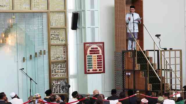 Baitul Baitul Mukarram Baytul Mukarrom National Mosque Prayer times time Masjid বাইতুল বায়তুল মোকাররম জাতীয় মসজিদ Hajj Muslims perform Umrah Grand Mosque Saudi holy city Mecca Saudi Arabia KSA Islamic pilgrimage Mecca Saudi Arabia holiest city Muslims mandatory religious duty ইসলাম ওমরাহ Saudi kaba mecca mokka hajj সৌদি Kaba hajj islam makka macca baitulla হজ কাবা মক্কা বাইতুল্লাহ ইসলাম Outlookbangla.com আউটলুকবাংলা ডটকম macca makka kaba ওমরাহ বায়তুল নামাজ ইস্তিসকার নামাজ ইতিকাফ রমজান রোজা sobe borat Shab e Barat namaz রজনী নিসফে শাবান‎ লাইলাতুল বরাত শা'বান মাস ইবাদত বন্দেগি শবে বরাত প্রার্থনা মুসলিম উম্মা মহিমান্বিত রাত শবে বরাত নফল ইবাদত কোরআন তেলাওয়াত জিকির-আসকার জিকির আসকার মোনাজাত ফজিলত ধর্মপ্রাণ মুসলমান শবে মেরাজ শবেমেরাজ ইসলাম islam eid e miladunnanabi Eid Milad un Nabi Rabi al awwal রবিউল আউয়াল ঈদে মিলাদুন্নবী Rabi al-Awwal eid মুহাম্মদ সা রবিউল আউয়াল ঈদ Baitul Mokarram bicycle salat বাইসাইকেল নামাজ সালাত salat বাইসাইকেল নামাজ সালাত rain Weather আবহাওয়া Rain বৃষ্টি Rain বৃষ্টি Sixty Dome Mosque ষাটগম্বুজ মসজিদ জুমার নামাজ masjid