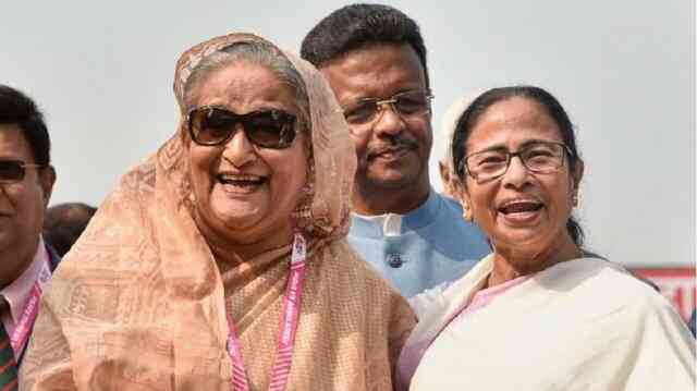 Mamata Banerjee and Sheikh Hasina Mamata Banerjee পশ্চিমবঙ্গ মুখ্যমন্ত্রী মমতা মমতা বন্দ্যোপাধ্যায় মমতা ব্যানার্জি