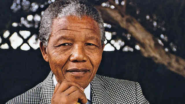 Nelson Mandela Former President of South Africa নেলসন ম্যান্ডেলা নেলসন ম্যান্ডেলা দক্ষিণ আফ্রিকার সাবেক রাষ্ট্রপতি ও বর্ণবৈষম্য বিরোধী নেতা