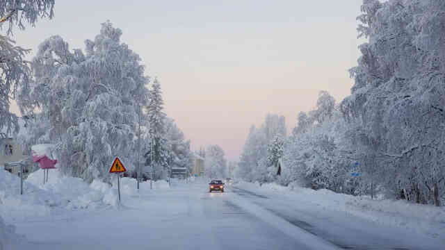 Mild cold wave sweden weather sweden-weather সুইডেনের তাপমাত্রা মাইনাস ডিগ্রিতে সুইডেন মাইনাস ডিগ্রি east Siberia below-freezing temperatures Yakutsk capital city Sakha Republic Russia শীতল শহর সাইবেরিয়া ইয়াকুটস্ক cool আবহাওয়া তাপমাত্রা পূর্বাভাস কুয়াশা লঘুচাপ বঙ্গোপসাগর সেলসিয়াস tem Weather আবহাওয়া Rain বৃষ্টি Cold wave শৈত্যপ্রবাহ শৈত্য প্রবাহ Climate Change Conference COP27 winter season temperate climate polar autumn coldest Cold পৌষ মাঘ শীতকাল তাপমাত্রা ঋতু হিমেল হাওয়া হাড় কাঁপুনি সর্দিজ্বর ঠান্ডা Cold wave winter শীতার্ত cool আবহাওয়া তাপমাত্রা পূর্বাভাস কুয়াশা লঘুচাপ বঙ্গোপসাগর সেলসিয়াস tem Weather আবহাওয়া Rain বৃষ্টি Cold wave শৈত্যপ্রবাহ শৈত্য প্রবাহ Climate Change Conference COP27 winter season temperate climate polar autumn coldest Cold পৌষ মাঘ শীতকাল তাপমাত্রা ঋতু হিমেল হাওয়া হাড় কাঁপুনি সর্দিজ্বর ঠান্ডা Cold wave cool Drink hydrosphere food energy পানি জল বারি সলিল নীর বারিমণ্ডলwater Bottled water drinking packaged plastic glass bottles carbonated carboys coolers মিনারেল পানি ওয়াটার বোতলজাত জল পানির অপর নাম জীবন বোতলজাত পানি cool শীতলতম স্থান east Siberia below-freezing temperatures Yakutsk capital city Sakha Republic Russia শীতল শহর সাইবেরিয়া ইয়াকুটস্ক cool আবহাওয়া তাপমাত্রা পূর্বাভাস কুয়াশা লঘুচাপ বঙ্গোপসাগর সেলসিয়াস tem Weather আবহাওয়া Rain বৃষ্টি Cold wave শৈত্যপ্রবাহ শৈত্য প্রবাহ Climate Change Conference COP27 winter season temperate climate polar autumn coldest Cold পৌষ মাঘ শীতকাল তাপমাত্রা ঋতু হিমেল হাওয়া হাড় কাঁপুনি সর্দিজ্বর ঠান্ডা Cold wave winter শীতার্ত cool আবহাওয়া তাপমাত্রা পূর্বাভাস কুয়াশা লঘুচাপ বঙ্গোপসাগর সেলসিয়াস tem Weather আবহাওয়া Rain বৃষ্টি Cold wave শৈত্যপ্রবাহ শৈত্য প্রবাহ Climate Change Conference COP27 winter season temperate climate polar autumn coldest Cold পৌষ মাঘ শীতকাল তাপমাত্রা ঋতু হিমেল হাওয়া হাড় কাঁপুনি সর্দিজ্বর ঠান্ডা Cold wave cool Drink hydrosphere food energy পানি জল বারি সলিল নীর বারিমণ্ডলwater Bottled water drinking packaged plastic glass bottles carbonated carboys coolers মিনারেল পানি ওয়াটার বোতলজাত জল পানির অপর নাম জীবন বোতলজাত পানি cool শীতলতম স্থান মাইনাস ৫০ ডিগ্রি সেলসিয়াস ঠাণ্ডা ফ্রিজ বরফ হাতমোজা টুপি হুড স্কার্ফ হাত গ্লাভস কুয়াশা
