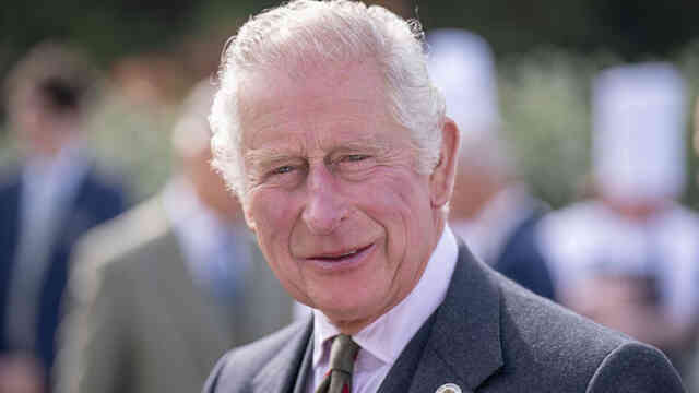 Charles Philip Arthur George চার্লস ফিলিপ আর্থার জর্জ Charles III King of the United Kingdom ব্রিটিশ বৃটিশ রাজা তৃতীয় চার্লস লন্ডন বাকিংহাম প্রাসাদ রাজসিংহাসন রাণী দ্বিতীয় এলিজাবেথ ও প্রিন্স ফিলিপ দম্পতির জ্যেষ্ঠ পুত্র Prince of Wales British throne upon the death of his mother, Elizabeth II চার্লস