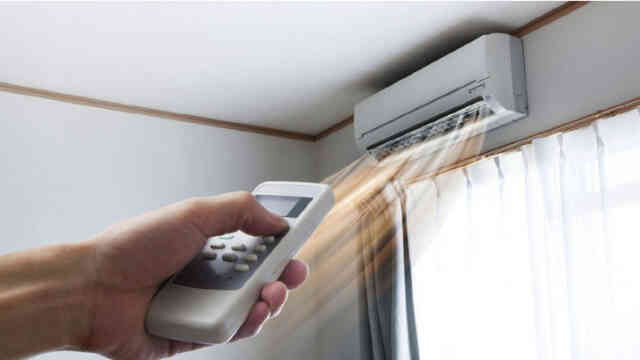 Preparing Air Conditioners Conditioner AC for a strong comeback গরম যত্ন এসি গ্রীষ্ম এয়ার কন্ডিশনার