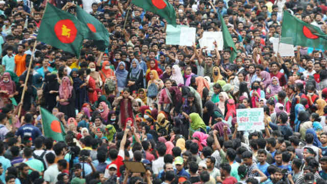 Mass uprising martyrs injured injure July Martyr July Fighter July Fighters blockade shabag Shahbagh Shahbag Blockade শাহবাগ অবরোধ প্রতিবন্ধ আটক কারাগার আবরণ পরিবেষ্টন ঘেরাও shahbagh_quota_protest shahbagh quota protest